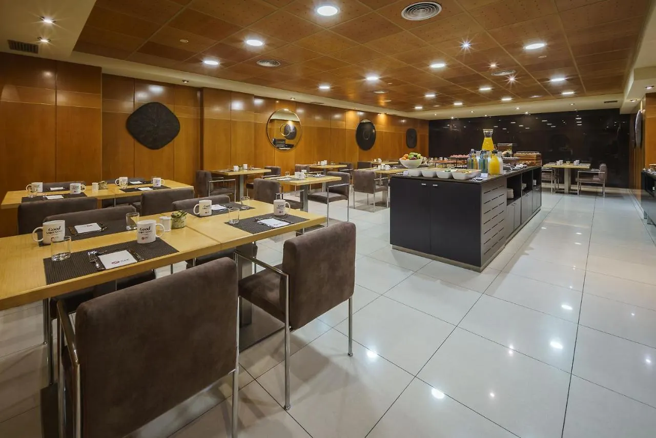 Exe Almeria Centro 4*,