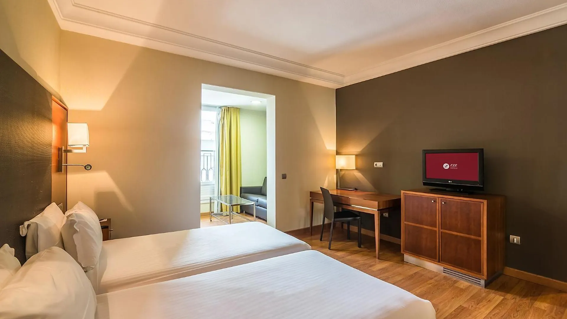 Exe Almeria Centro Hotell