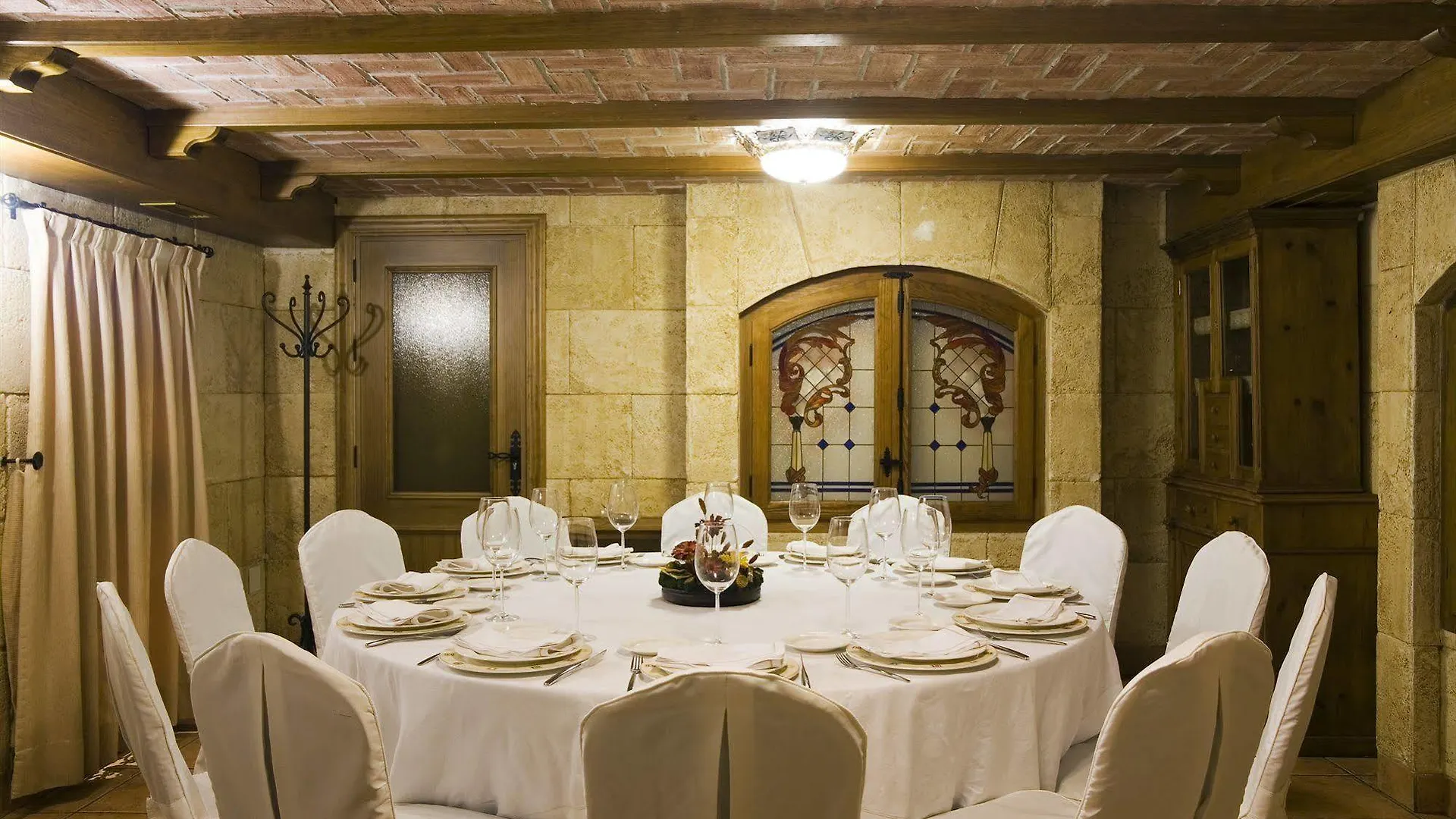 Exe Almeria Centro 4*,